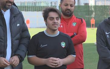 Zinar Altuntas, a young fan with Down syndrome, is allowed to coach the Diyarbakir-based Kurdish football club Amedspor for their next match in Turkey's TFF First League clash against Umraniyespor on Saturday, December 6, 2025. Photo: Rudaw/screengrab 