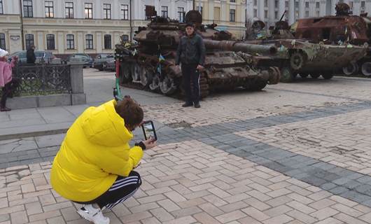  بەرهەمە نێوخۆییە تایبەتەکانی کریسمس بە رێژەی 20% و بەرهەمی هاوردە 45% گران بوون