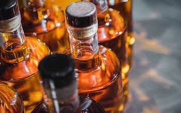 چەند بوتڵێکی خواردنەوە کحولییەکان