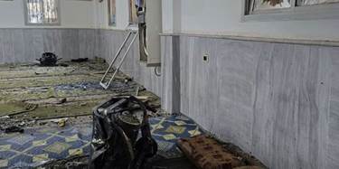 دیمەنێکی نێو مزگەوتەکە دوای تەقینەوە