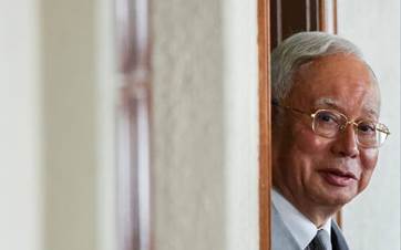 نەجیب رەزاق، سەرۆکوەزیرانی پێشووی مالیزیا