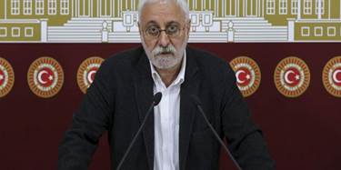 ساروهان ئۆلوچ، پەرلەمانتاری دەم پارتی