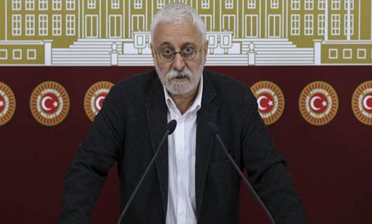 ساروهان ئۆلوچ، پەرلەمانتاری دەم پارتی